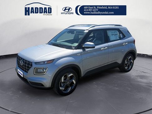 New 2026 Hyundai Venue SEL FWD image 1