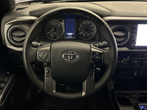 Used 2023 Toyota Tacoma TRD Sport image 47
