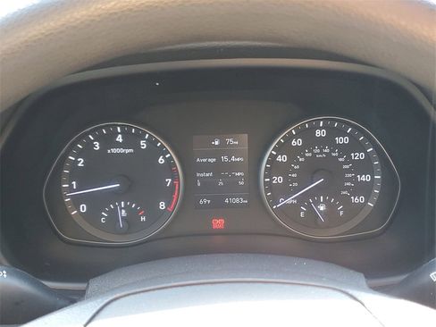 Used 2018 Hyundai Elantra GT image 23