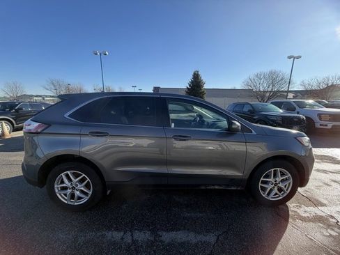 Certified 2024 Ford Edge SEL w/ Convenience Package image 8