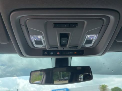 Used 2020 Chevrolet Silverado 1500 RST AWD/4WD image 29