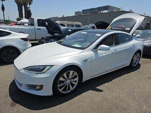 Used 2018 Tesla Model S 100D AWD/4WD image 1