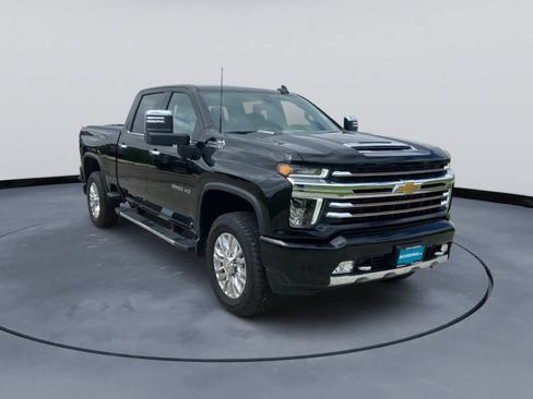 Used 2022 Chevrolet Silverado 2500 High Country AWD/4WD image 3