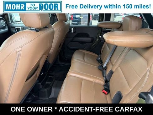 Used 2022 Jeep Wrangler Unlimited Sahara w/ LED Lighting Group AWD/4WD image 36