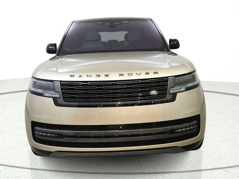 Used 2023 Land Rover Range Rover Autobiography AWD/4WD image 2