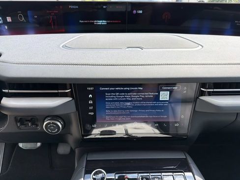 New 2025 Lincoln Navigator Reserve image 29