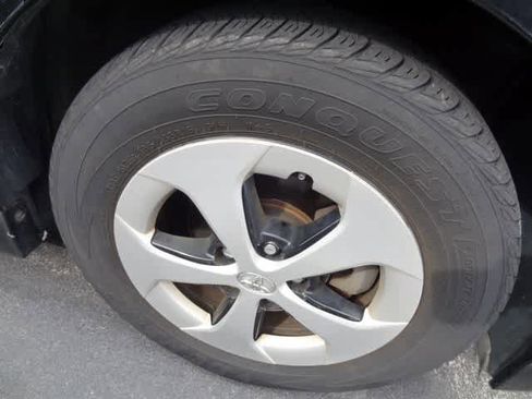 Used 2012 Toyota Prius Three FWD image 15