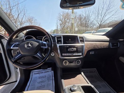 Used 2015 Mercedes-Benz ML 350 2WD image 15