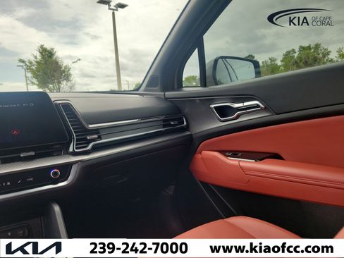 Certified 2024 Kia Sportage SX FWD image 17
