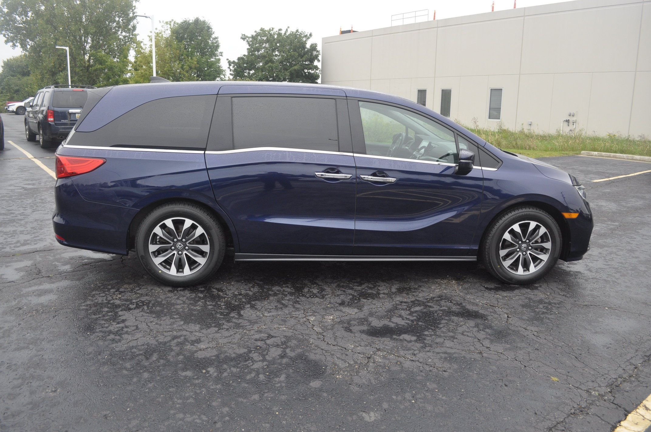 Certified 2024 Honda Odyssey EX-L image 8
