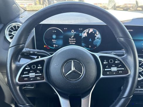 Used 2021 Mercedes-Benz GLA 250 GLA 250 w/ Premium Package image 24