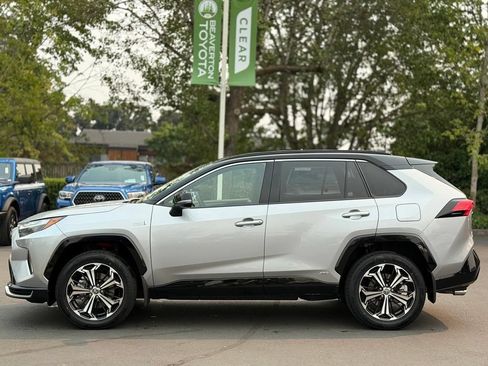 Used 2024 Toyota RAV4 XSE AWD/4WD image 2