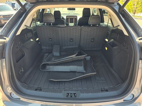 Used 2023 Ford Edge Titanium AWD/4WD image 25