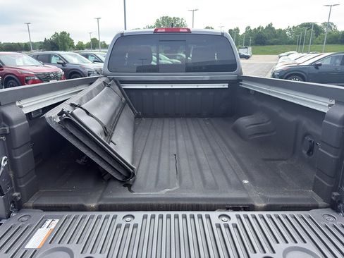 Certified 2024 Nissan Frontier SV w/ SV Convenience Package AWD/4WD image 8