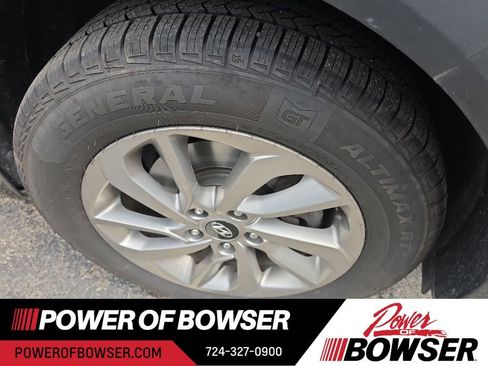 Used 2017 Hyundai Tucson SE Plus AWD/4WD image 10