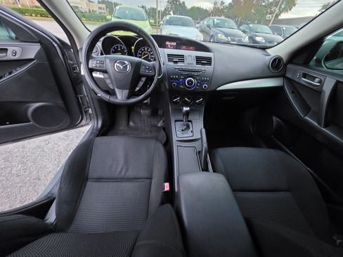 Used 2013 MAZDA MAZDA3 i Sport image 15