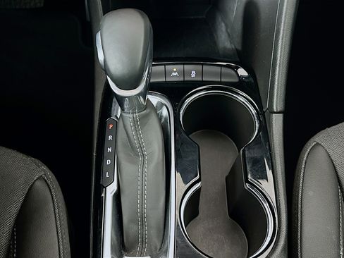 Used 2025 Buick Encore GX Preferred image 24