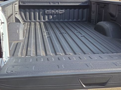 New 2026 GMC Sierra 3500 SLT w/ SLT Convenience Package image 7