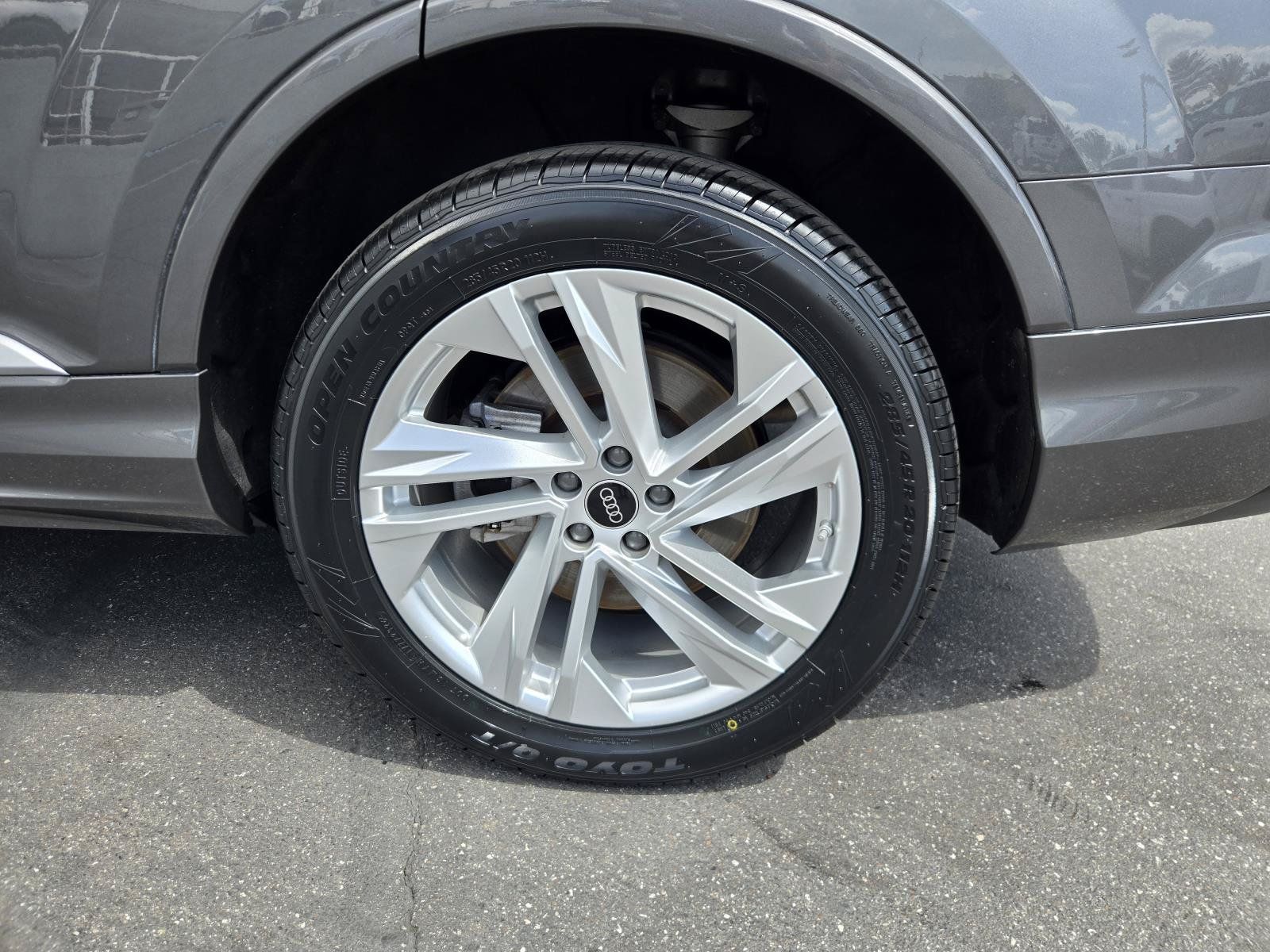 Used 2022 Audi Q7 3.0T Premium Plus AWD/4WD image 39