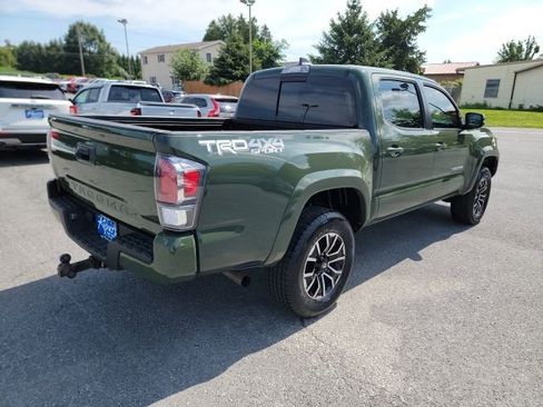 Used 2021 Toyota Tacoma TRD Sport image 7