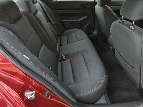 Used 2025 Nissan Altima 2.5 SV FWD image 20