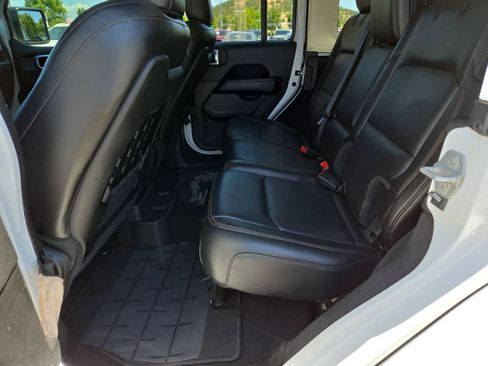 Used 2021 Jeep Wrangler Unlimited Rubicon AWD/4WD image 21