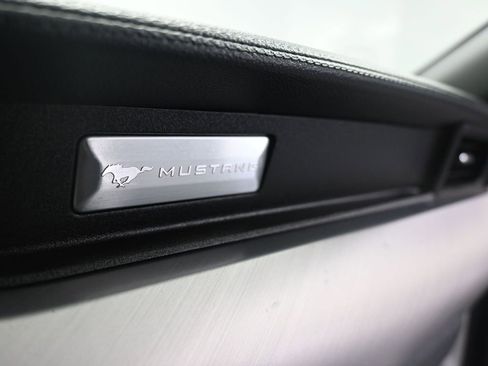 Used 2022 Ford Mustang GT Premium image 12