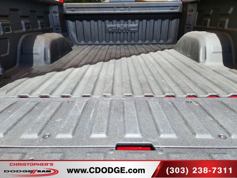 Used 2025 GMC Sierra 1500 AT4 w/ AT4 Premium Package AWD/4WD image 22