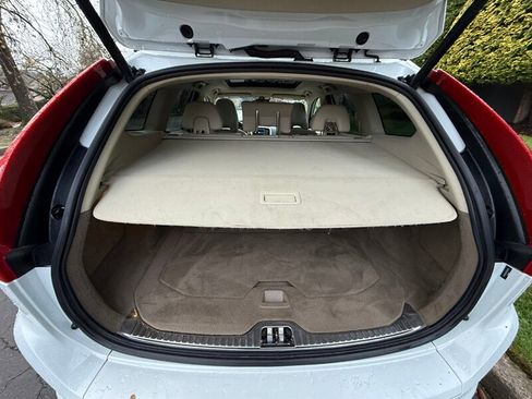 Used 2014 Volvo XC60 T6 image 8