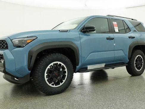 New 2026 Toyota 4Runner TRD Off-Road Premium AWD/4WD image 17