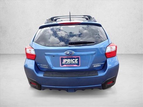 Used 2017 Subaru Crosstrek 2.0i Premium AWD/4WD image 3
