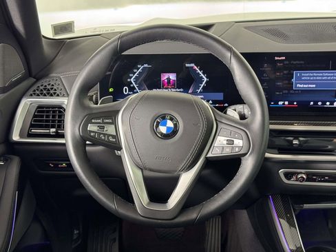 Used 2025 BMW X5 xDrive40i w/ Parking Assistance Package image 20