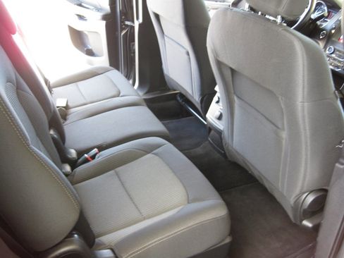 Used 2019 Ford Explorer XLT w/ Equipment Group 201A image 35