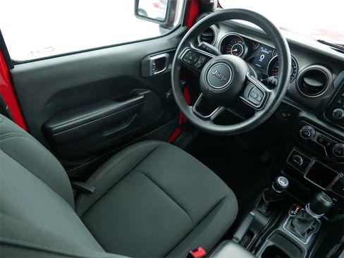 Used 2020 Jeep Wrangler Unlimited Sport image 12