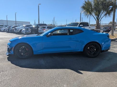 Used 2022 Chevrolet Camaro ZL1 image 8