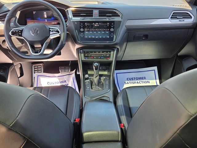 Used 2022 Volkswagen Tiguan SE R-Line FWD image 8