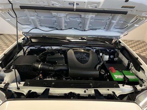 Used 2023 Toyota Tacoma SR5 w/ Technology Package image 32