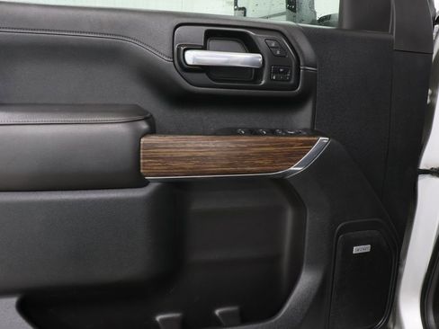 Used 2021 Chevrolet Silverado 2500 High Country image 19