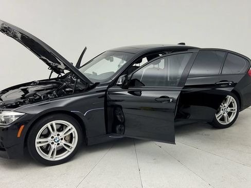 Used 2017 BMW 330i Sedan RWD image 11