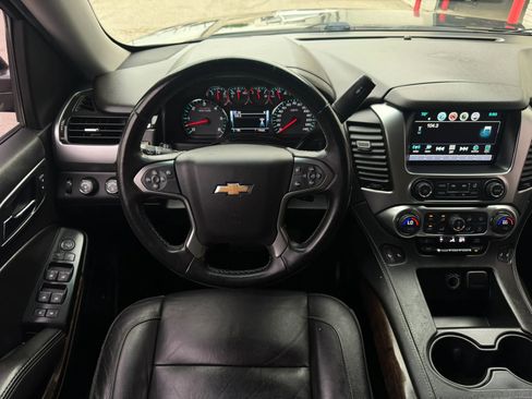 Used 2018 Chevrolet Tahoe LT w/ Z71 Midnight Edition AWD/4WD image 37