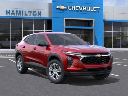 New 2026 Chevrolet Trax LS image 7