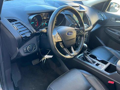 Used 2017 Ford Escape Titanium w/ Equipment Group 301A AWD/4WD image 15