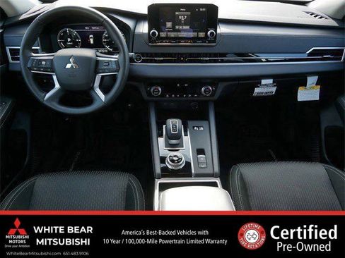 Used 2025 Mitsubishi Outlander ES AWD/4WD image 11