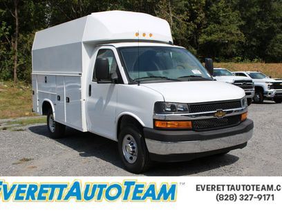 New 2025 Chevrolet Express 3500 w/ Power Convenience Package