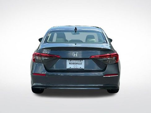 Used 2022 Honda Civic EX image 5