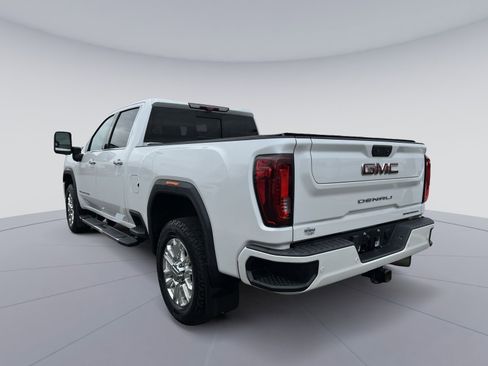 Used 2021 GMC Sierra 2500 Denali w/ Denali Ultimate Package image 3