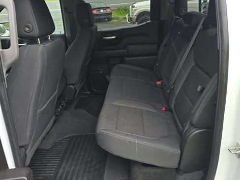 Used 2019 Chevrolet Silverado 1500 LT w/ Convenience Package AWD/4WD image 12