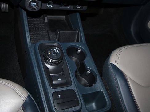 Used 2025 Ford Maverick Lariat w/ 4K Tow Package image 16