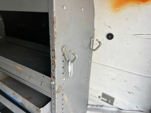 Used 2009 Chevrolet Express 1500 RWD 1500 135 image 28