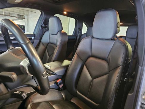 Used 2013 Porsche Cayenne AWD/4WD image 28